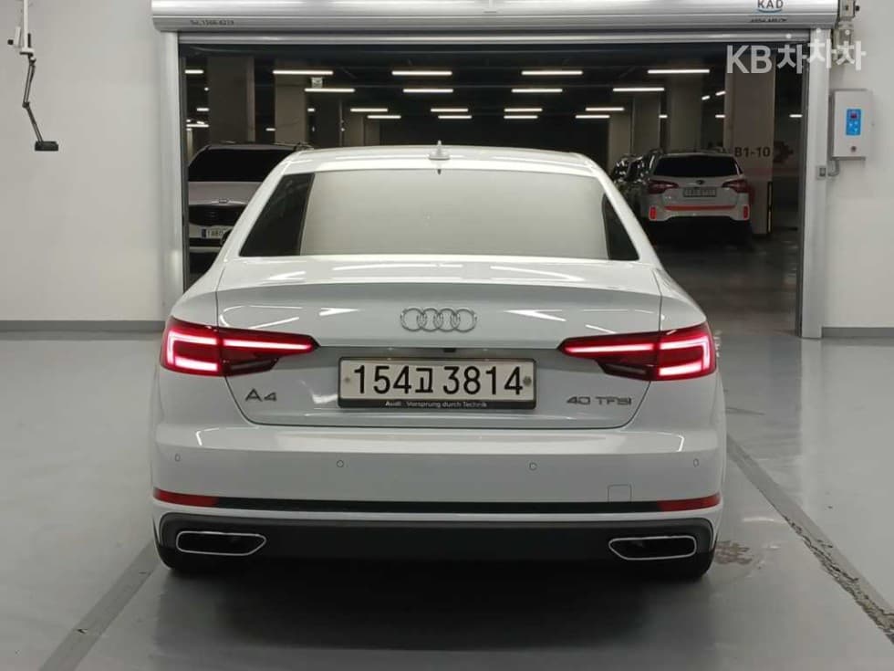Ауди A4 (B9)40 TFSI - - 2