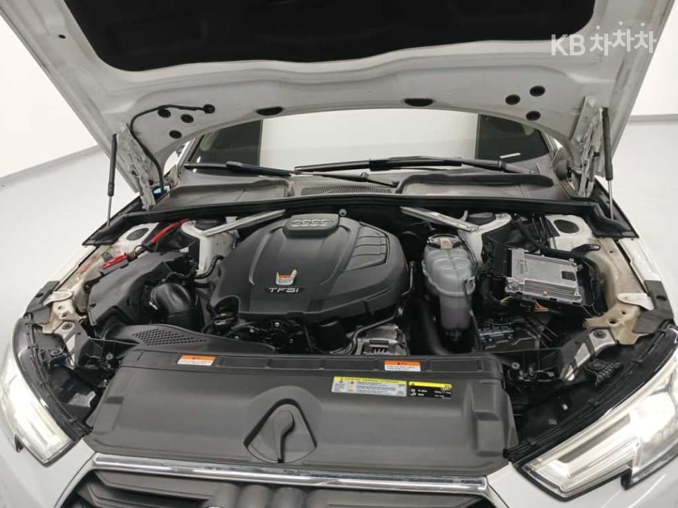 Ауди A4 (B9)40 TFSI - - 5