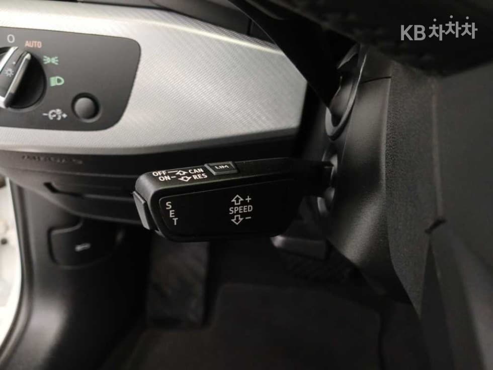 Ауди A4 (B9)40 TFSI - - 9