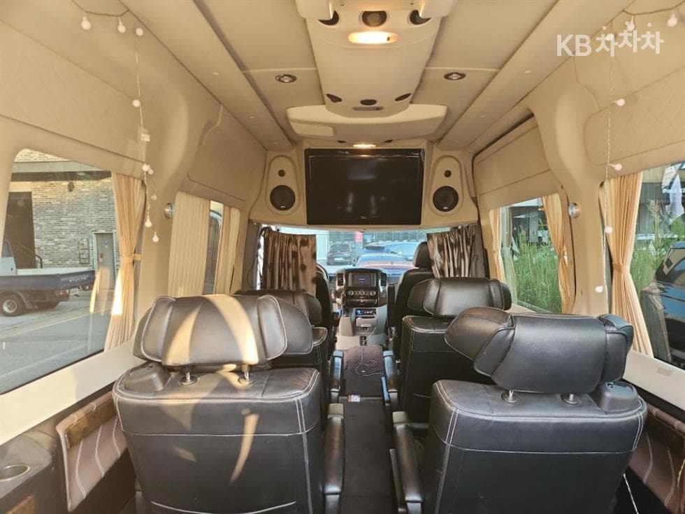 Mercedes-Benz 스프린터3.0 Diesel Luxury - 10