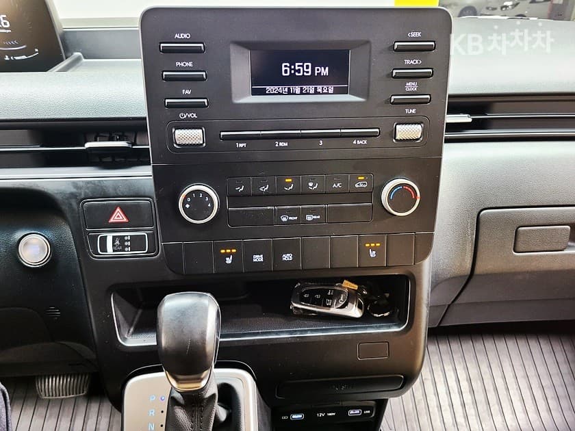 Хюндай Staria Cargo3.5 LPG Cargo 5 Modern - 13