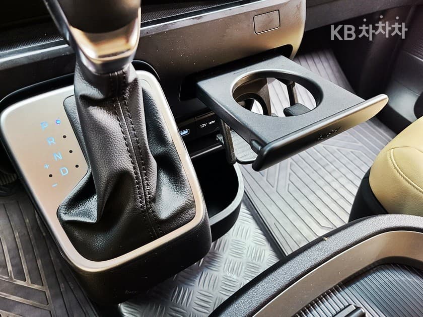 Хюндай Staria Cargo3.5 LPG Cargo 5 Modern - 18