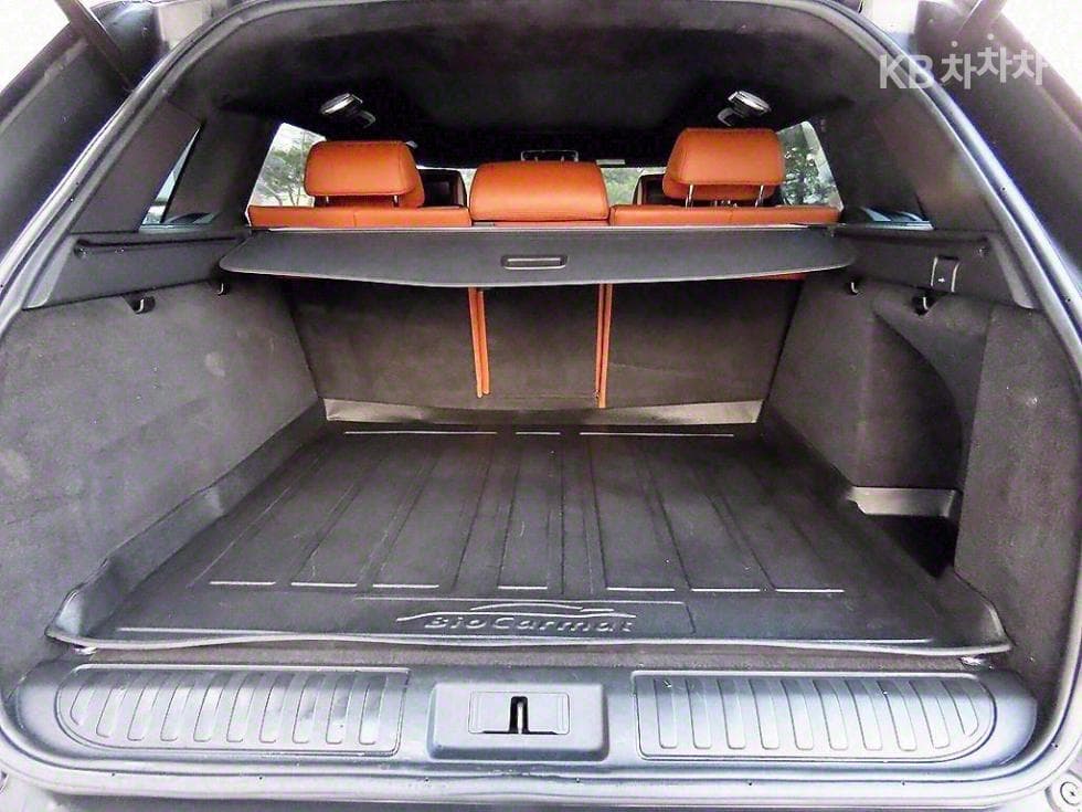 Land Rover New Range Rover Sport4.4 SDV8 HSE Dynamic - 17