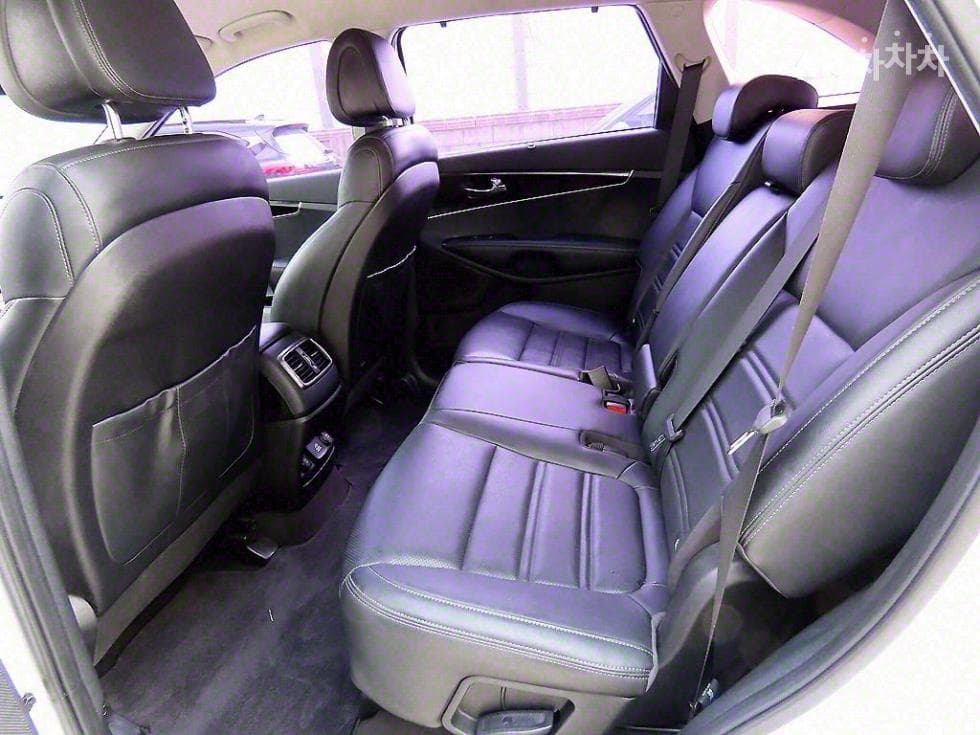 Kia All NewSorentoDiesel 2.2 4WD Noblesse - 6