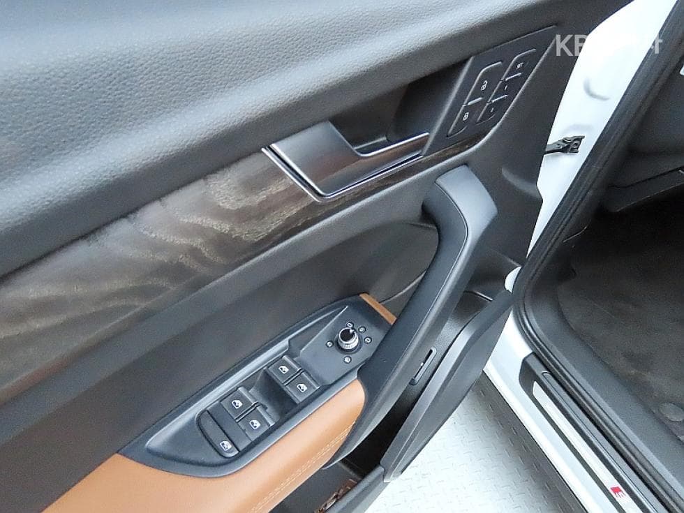 Audi The New Q5(FY)45 TFSI Quattro Premium - 13