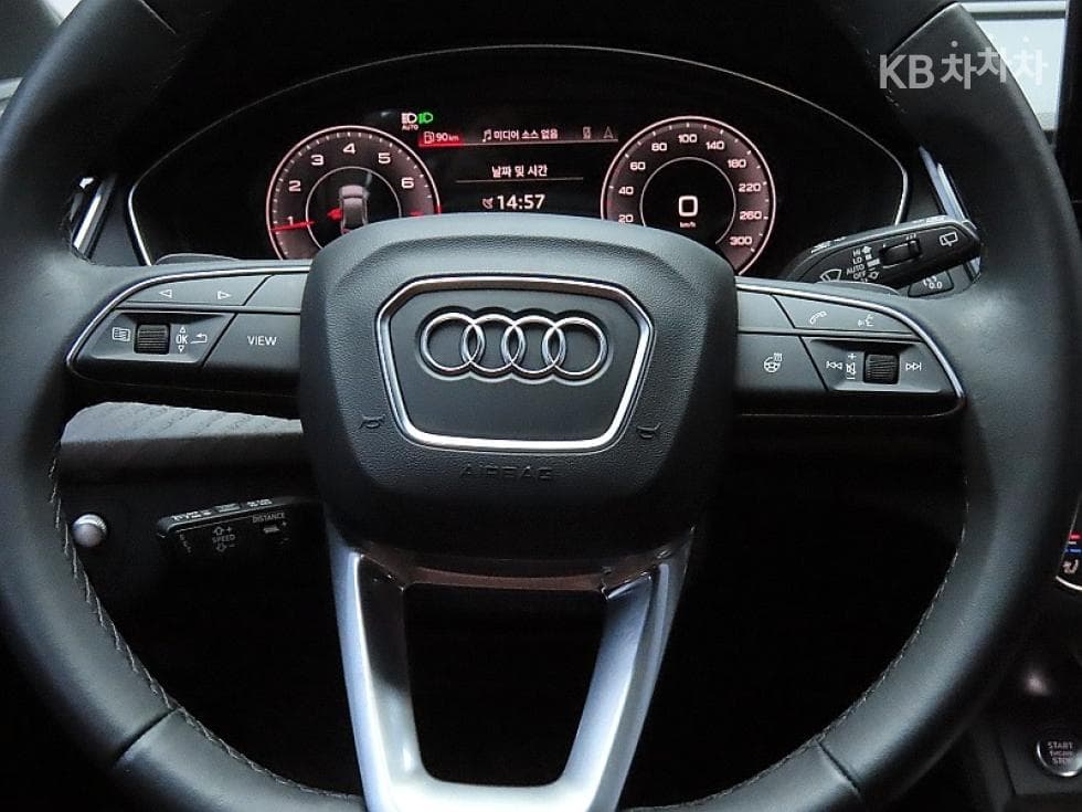 Audi The New Q5(FY)45 TFSI Quattro Premium - 17