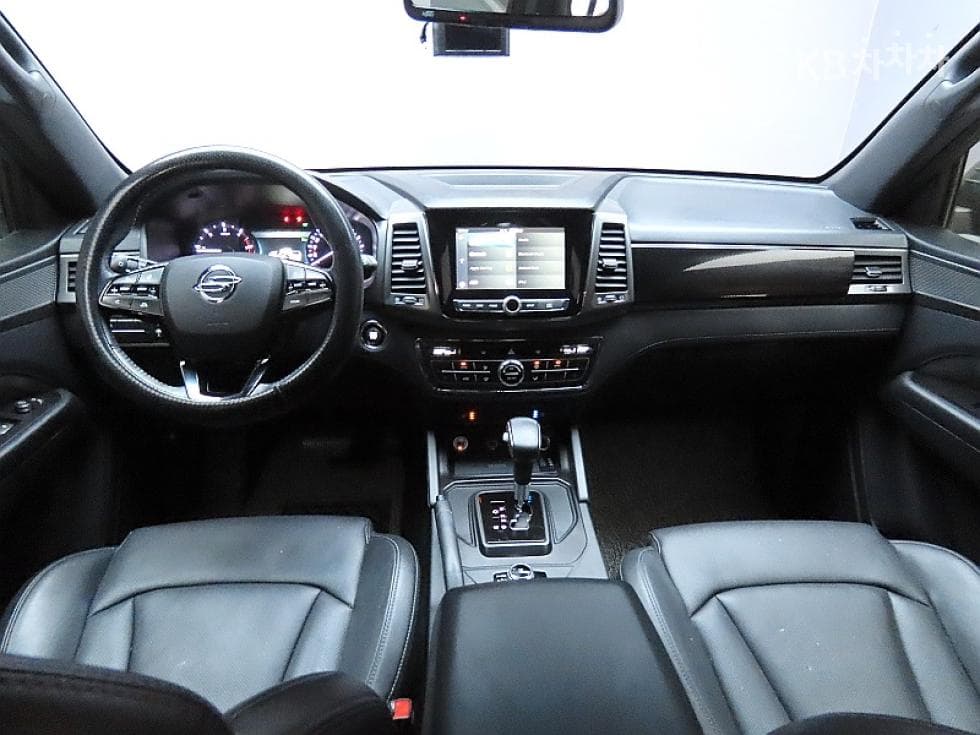 KG Mobility New Rexton Sports Khan2.2 AWD Prestige - 6