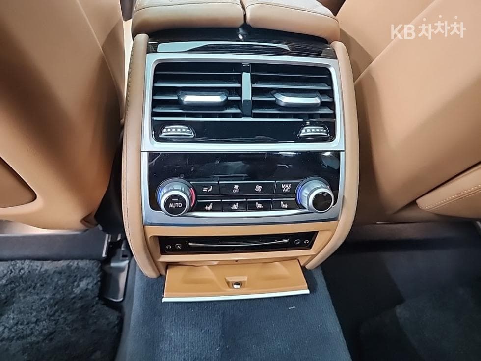 BMW 7시리즈 (G11)745Le sDrive M Sport - 13