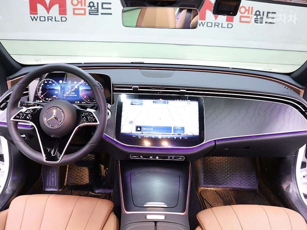 (238mo4999)Mercedes-Benz E-Class (W214)E200 Avantgrade - 8