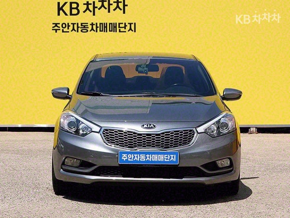 Kia K3 Luxury - Image 1