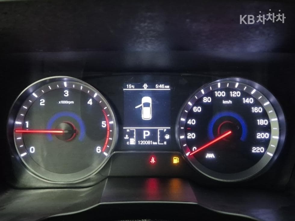 KG Mobility Very New (facelift/refresh; particularly for Tivoli) TivoliDiesel V5 4WD Standard - 6