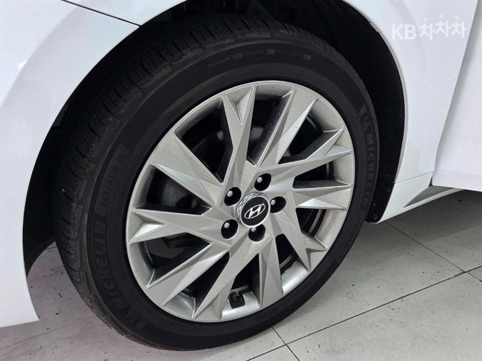 Hyundai The New (facelift) Grandeur (Azera) Hybrid2.4 Calligraphy - 5