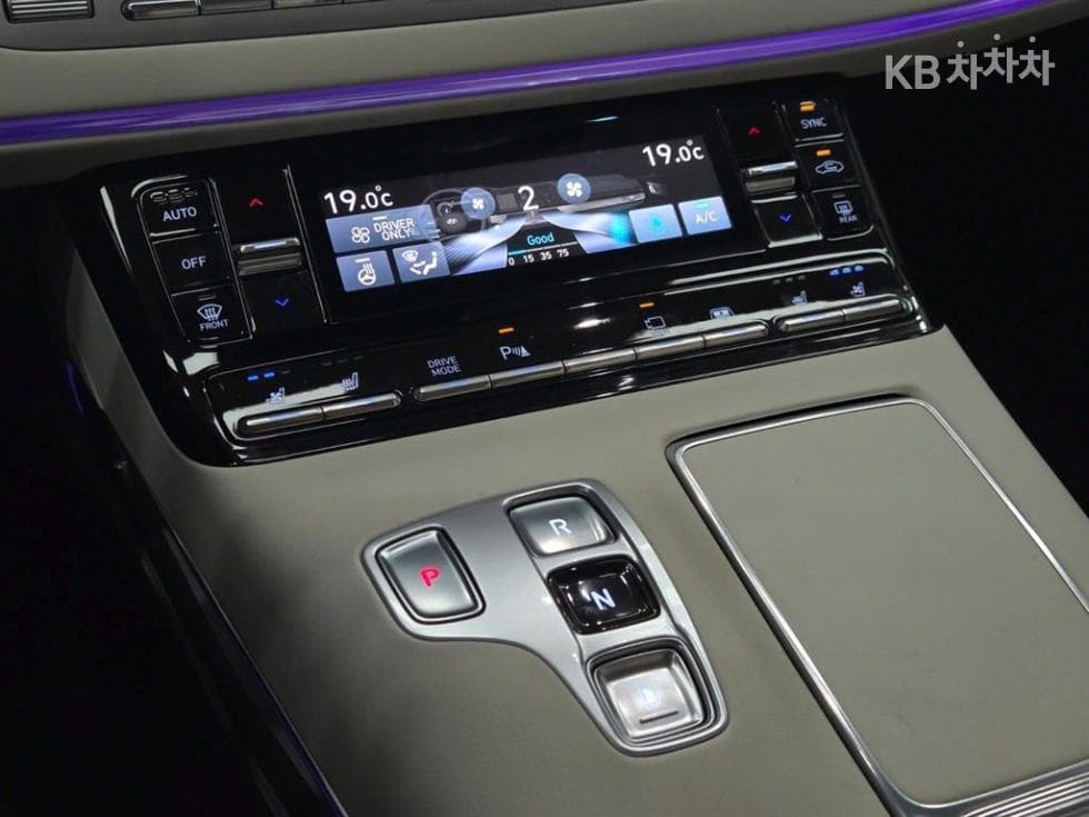 Hyundai The New (facelift) Grandeur (Azera) Hybrid2.4 Calligraphy - 10