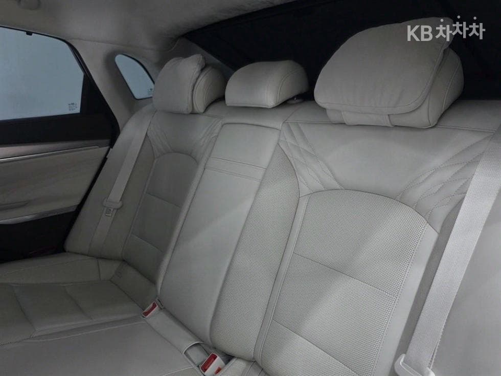 Hyundai The New (facelift) Grandeur (Azera) Hybrid2.4 Calligraphy - 12