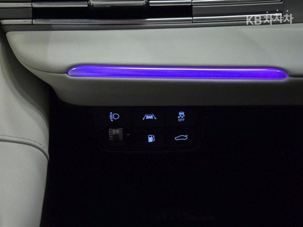 Hyundai The New (facelift) Grandeur (Azera) Hybrid2.4 Calligraphy - 16