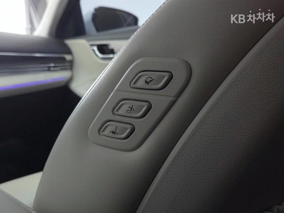 Hyundai The New (facelift) Grandeur (Azera) Hybrid2.4 Calligraphy - 18