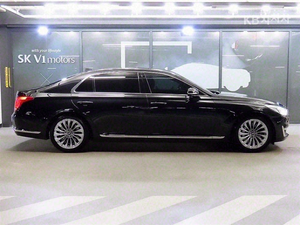 Genesis EQ9005.0 GDI AWD Prestige - 3