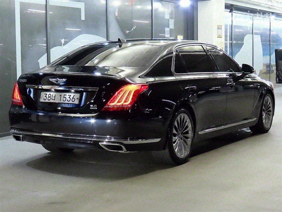 Genesis EQ9005.0 GDI AWD Prestige - 4