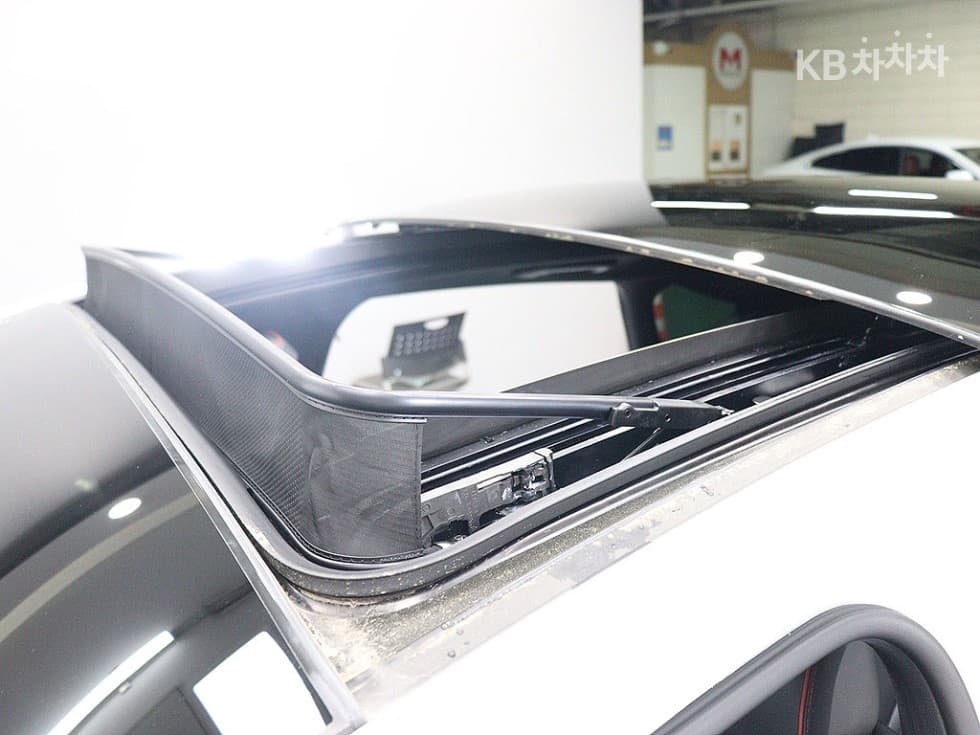 Дженезис G80(RG3)2.5 Турбо Бензин Директ Инжекция 2WD - 18