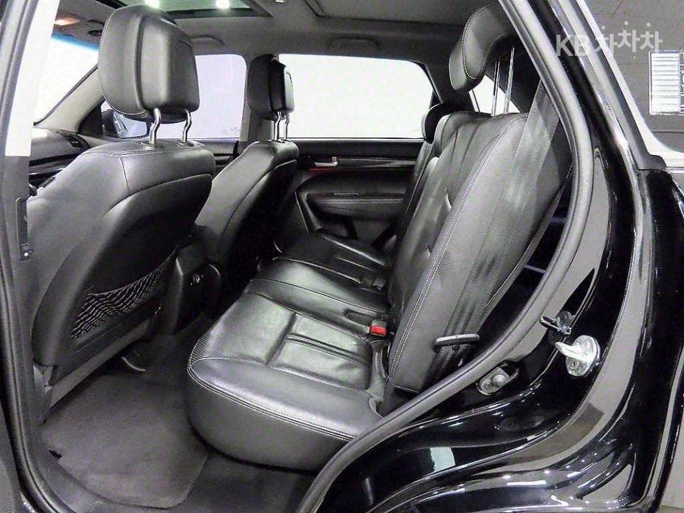 Kia SorentoRDiesel 2.2 2WD LIMITED Premium - 6