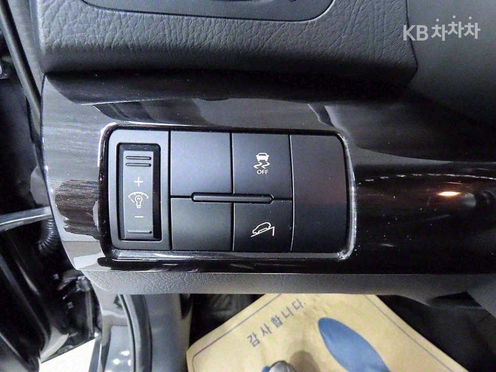 Kia SorentoRDiesel 2.2 2WD LIMITED Premium - 12