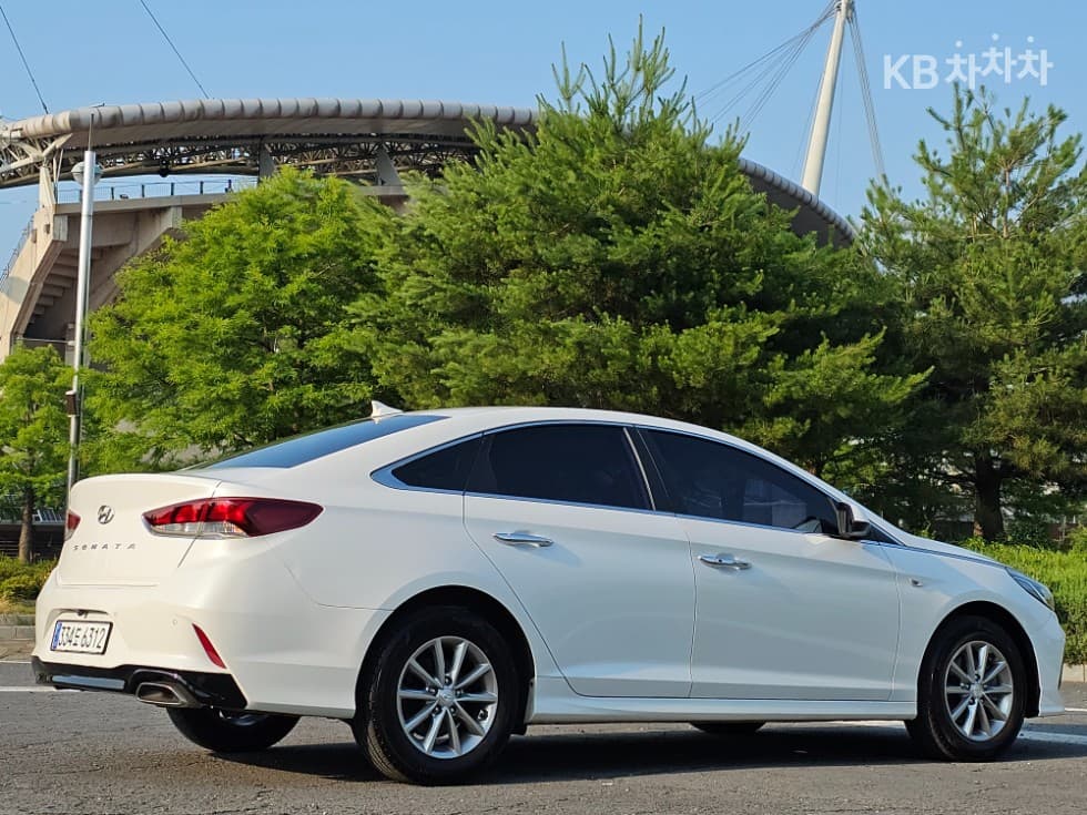 Хюндай Соната New Rise2.0 LPi Рент-а-кар Стил - 4