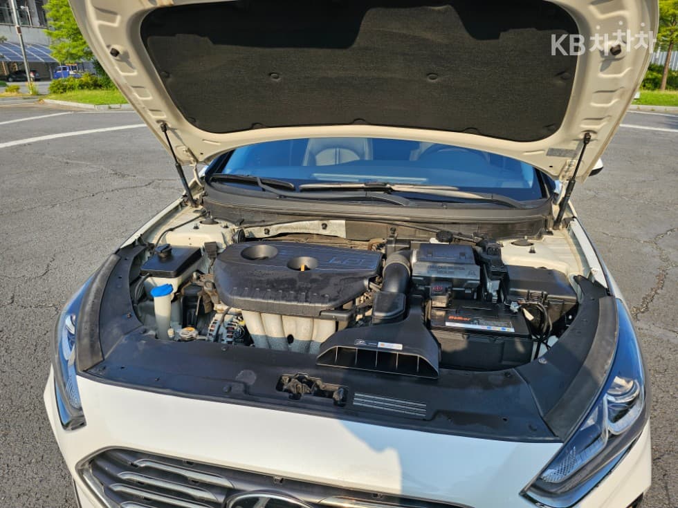 Хюндай Соната New Rise2.0 LPi Рент-а-кар Стил - 19