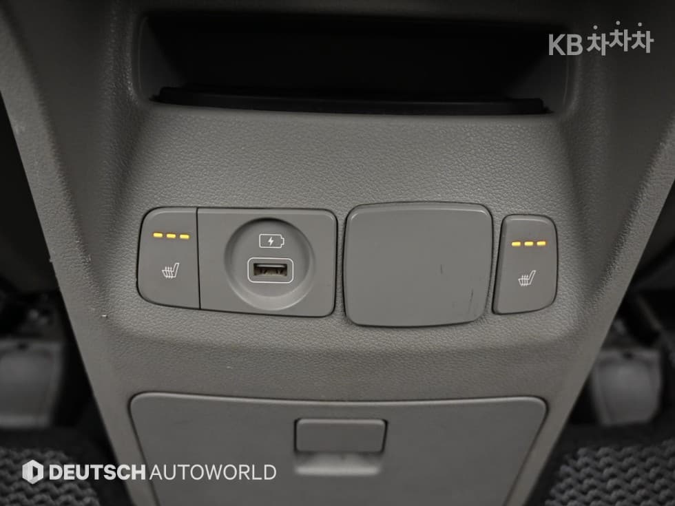 Киа The New (фейслифт) Канивал9-местен 2.2 Дизел Noblesse - 16