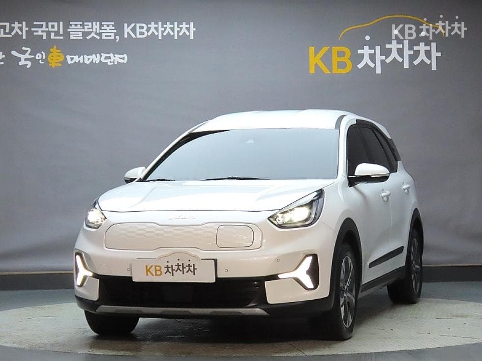 Киа Ниро Plus EV 어스 - Image 1