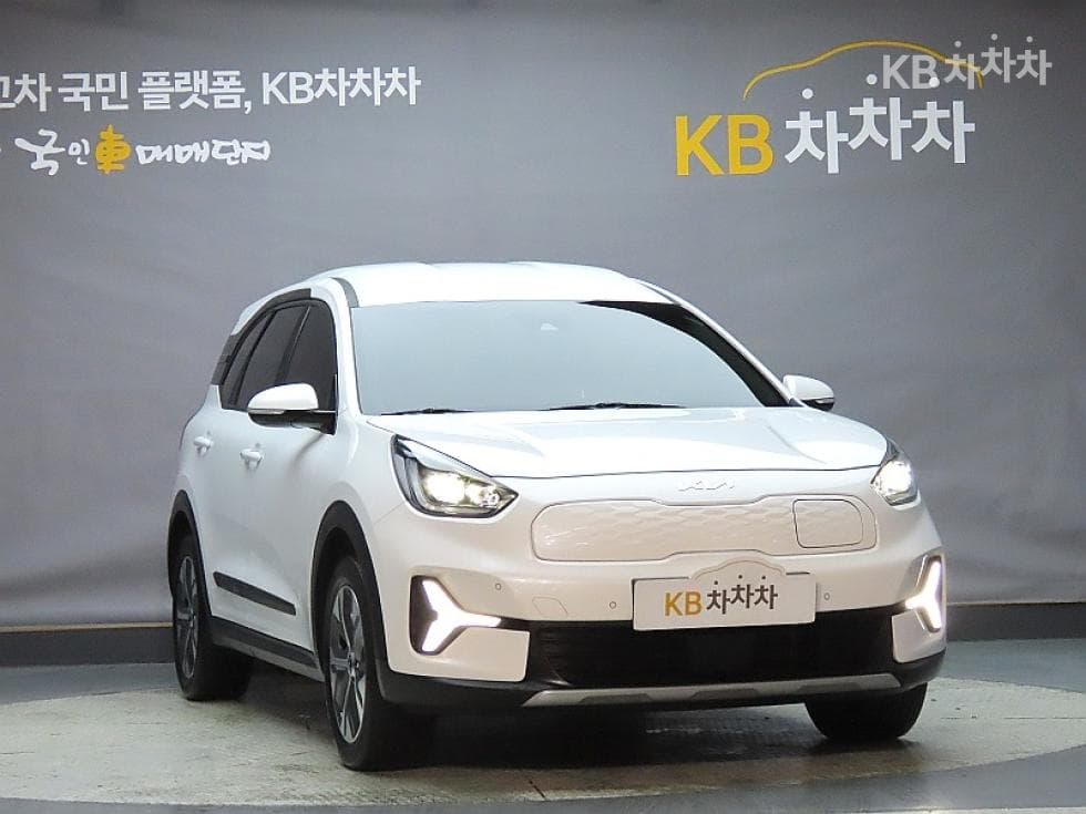 Киа Ниро PlusEV 어스 - 3