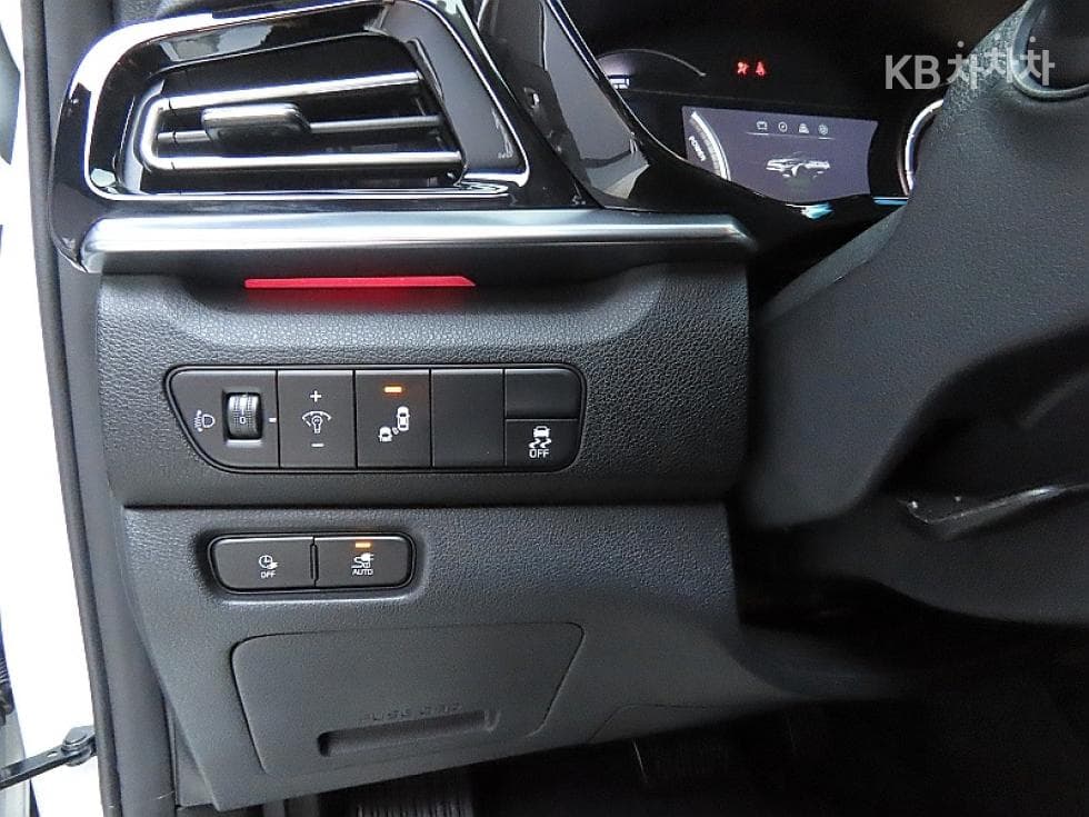 Киа Ниро PlusEV 어스 - 12