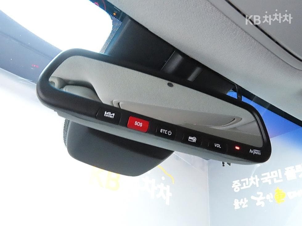 Киа Ниро PlusEV 어스 - 15