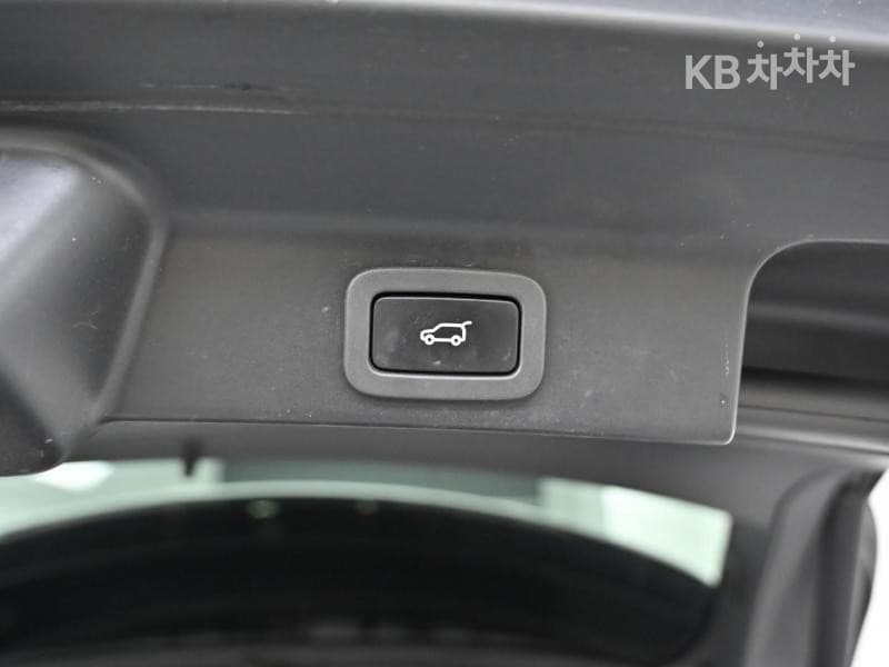 Jaguar F-PACE20d Portfolio - 20