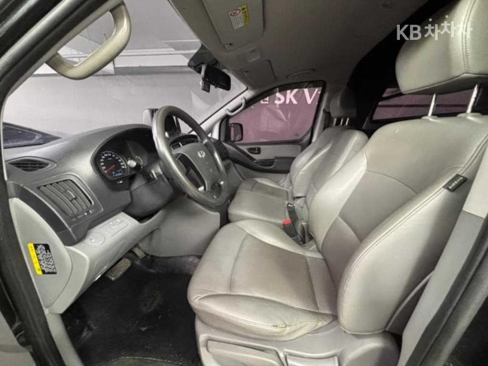 Hyundai Grand Starex3Seater승 Van Smart - 13