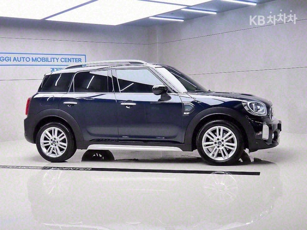 Mini Countryman (F60)1.5 Cooper Classic Standard - 2