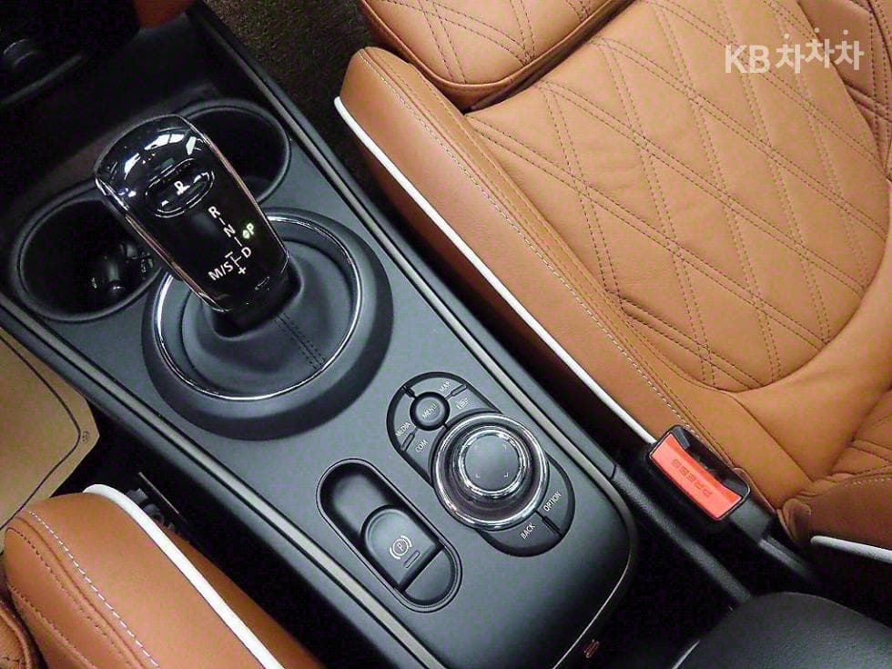 Mini Countryman (F60)1.5 Cooper Classic Standard - 10