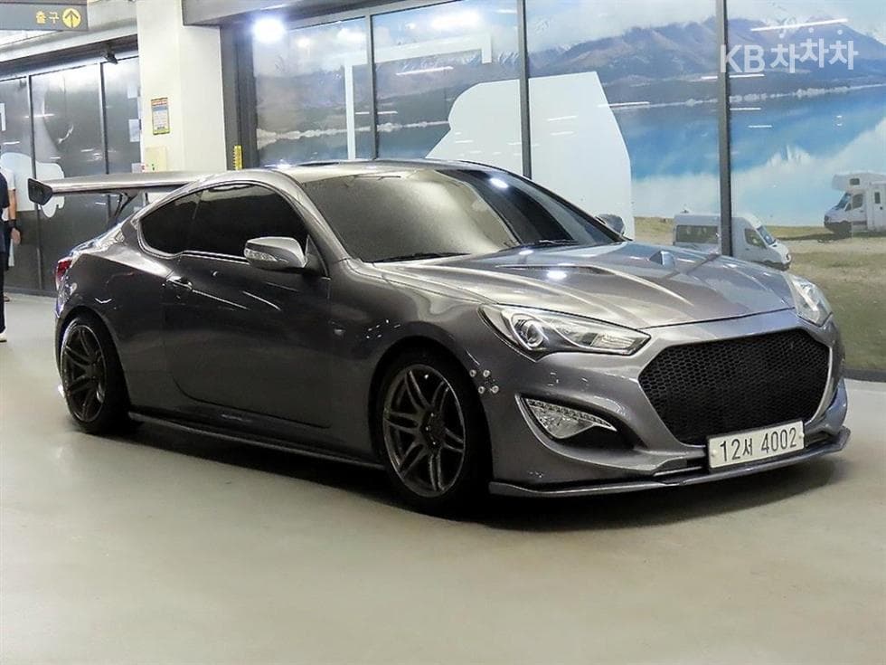 Hyundai Genesis Coupe 200 Turbo P - Image 1