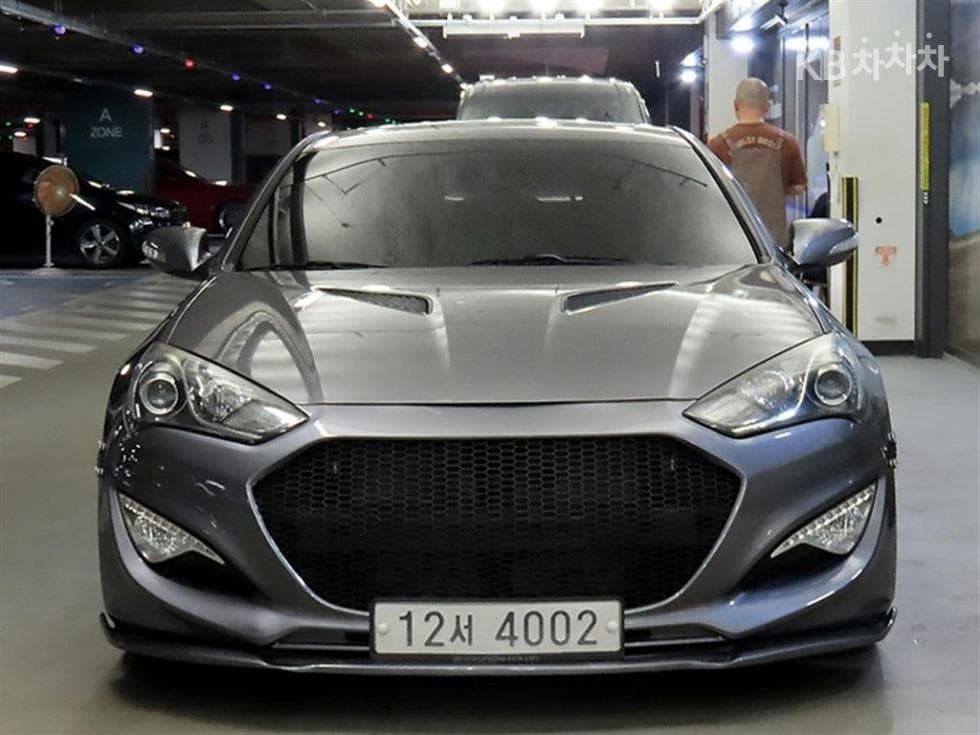 Hyundai Genesis Coupe200 Turbo P - 2