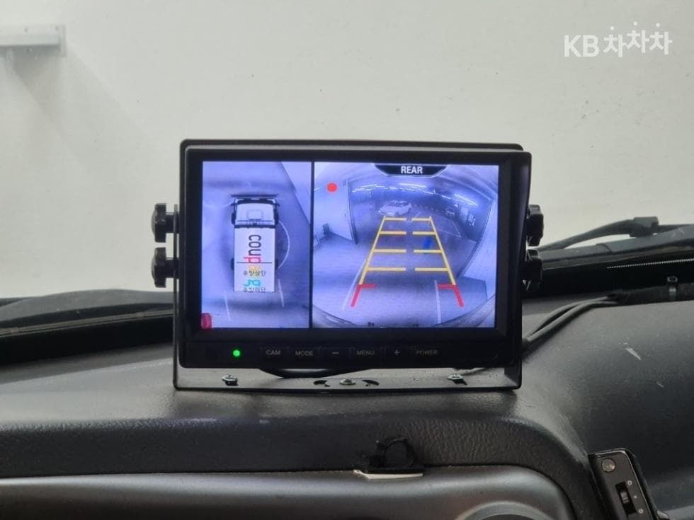 Киа Бонго 3 (лек)1 тон 내장Товарна надстройка 파워게이트 Удължено междуосие Королевска кабина Лукс - 11