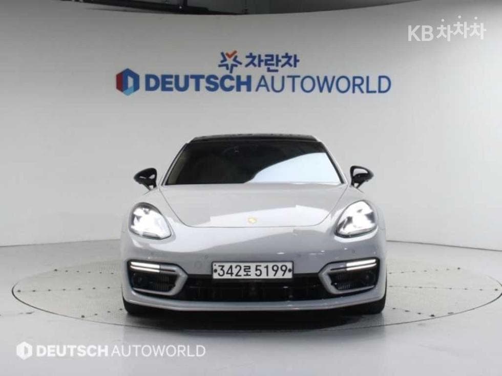 Porsche 파나메라 (971)4.0 Turbo S E-Hybrid Стандартен - 3