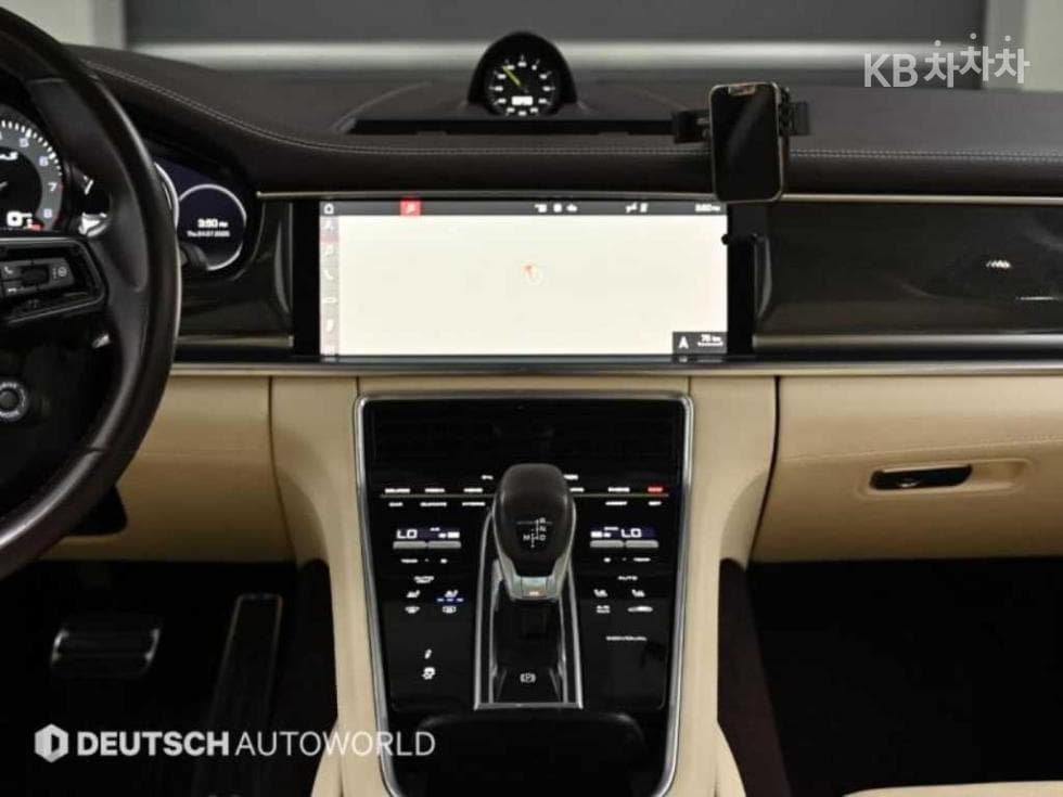 Porsche 파나메라 (971)4.0 Turbo S E-Hybrid Стандартен - 14