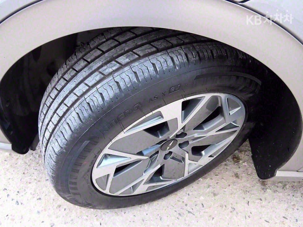 Дженезис GV60Стандартен AWD Стандартен - 20