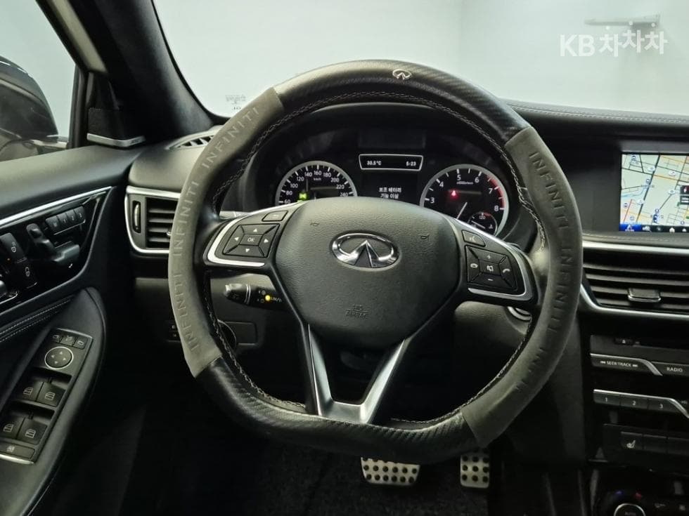 Местен피니티 Q302.0t Exclusive - 9