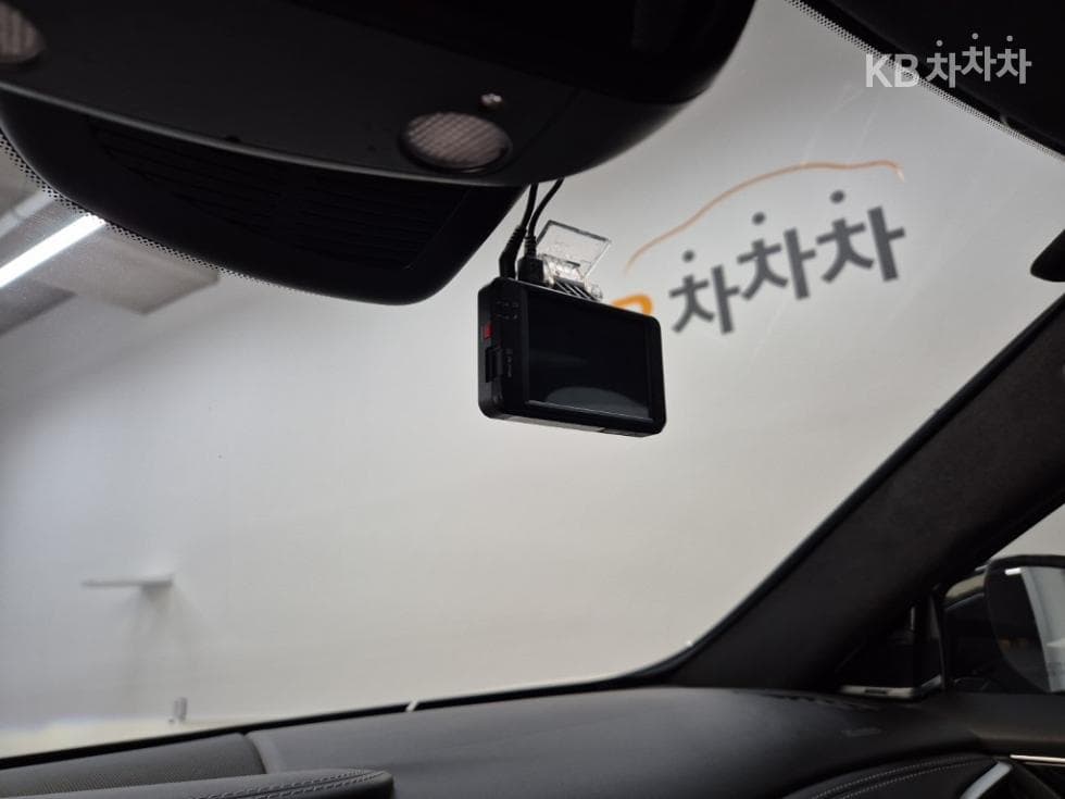 Местен피니티 Q302.0t Exclusive - 17