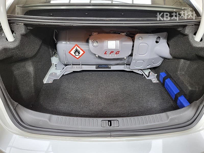 (50ger2867)Korea GM Chevrolet Malibu LPGi 2.0 LTZ Deluxe Pack (Black Wheel) - 10