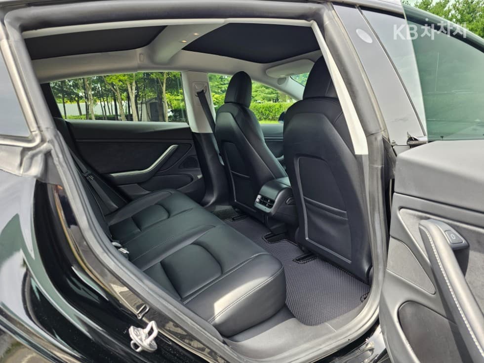 테슬라 Model 3Performance - 13
