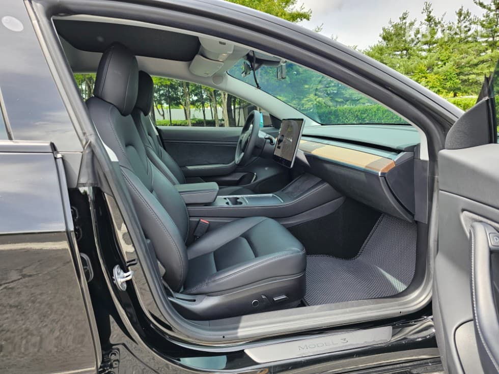테슬라 Model 3Performance - 14