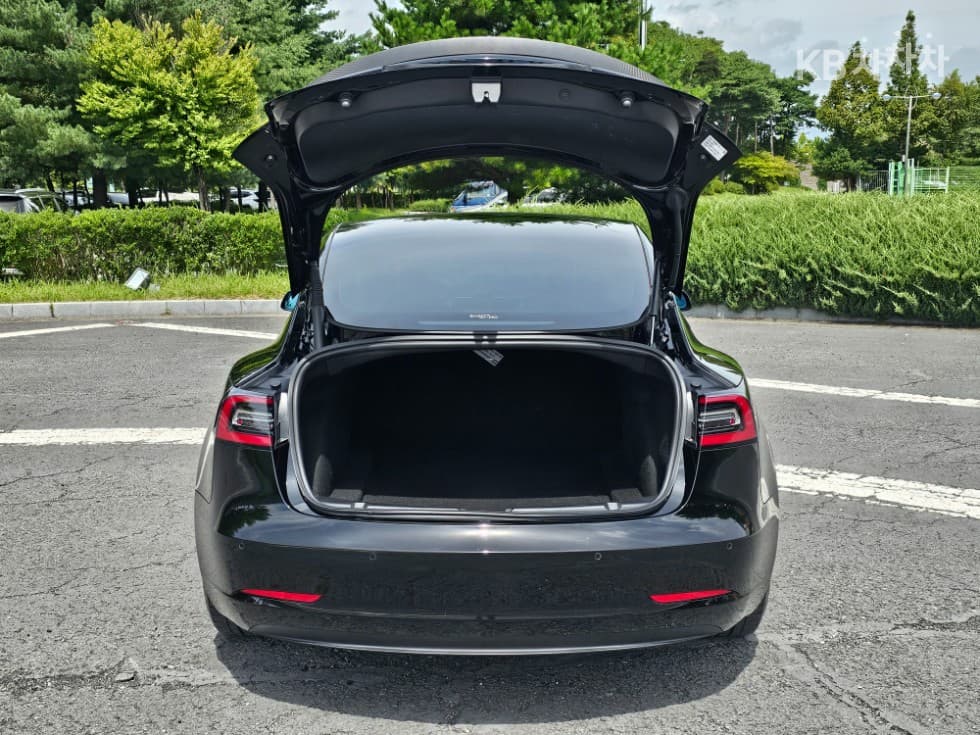 테슬라 Model 3Performance - 18