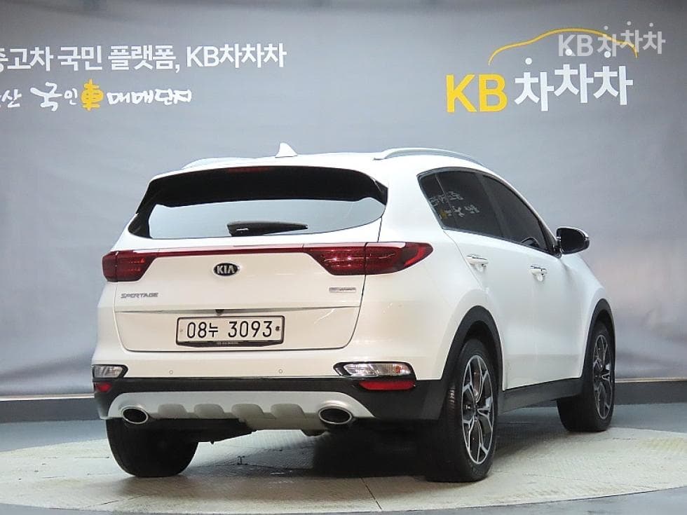 Киа Sportage 더 볼드2.0 Дизел 2WD Noblesse - 2