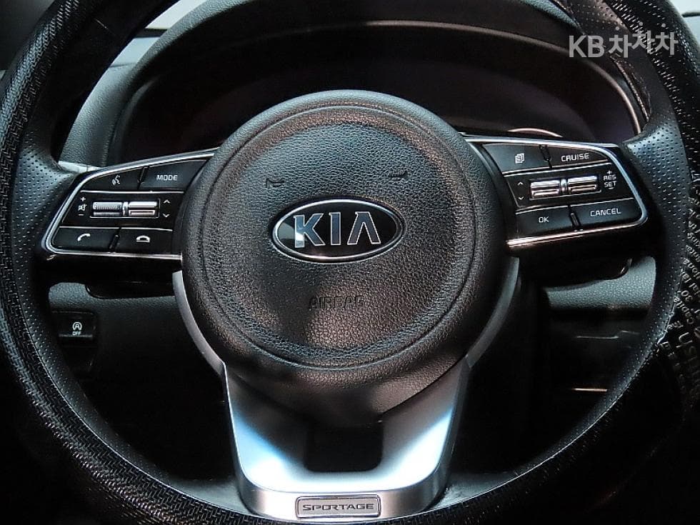 Киа Sportage 더 볼드2.0 Дизел 2WD Noblesse - 16